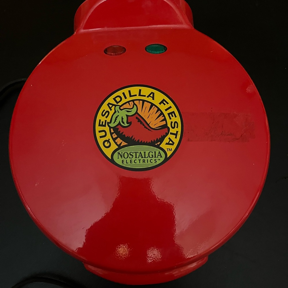Red Quesadilla Maker for Effortless Cooking